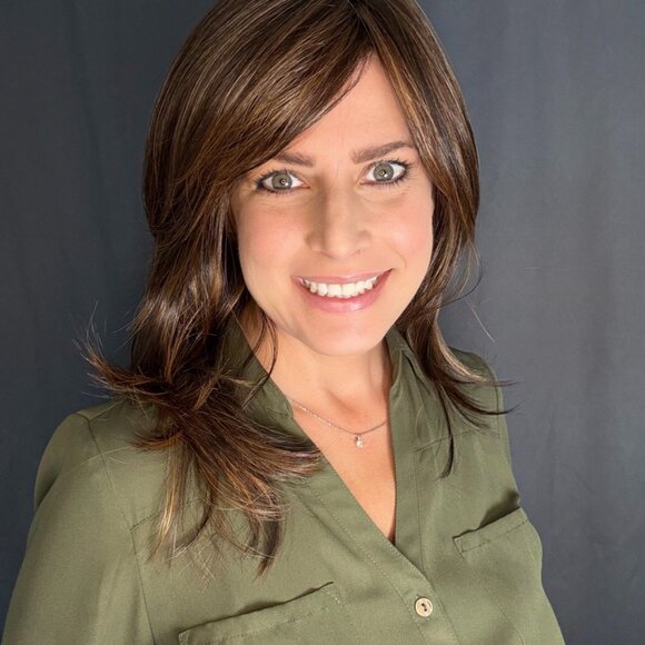 Brown lace front wig - HD Lace nearly undetectable - Picture 2 of 9